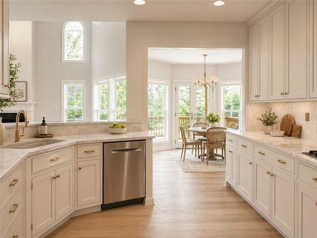 455 State Street, Roswell, GA 30075
