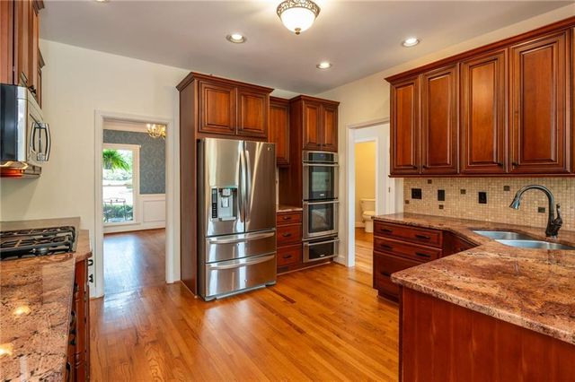 455 State Street, Roswell, GA 30075