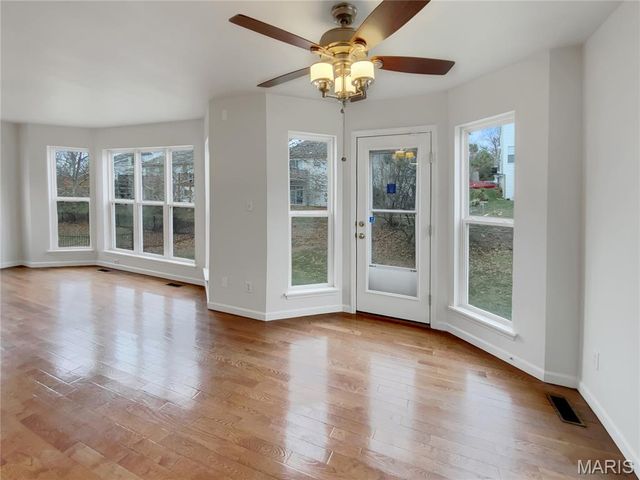 1605 Hurstborough Manor Drive, Hazelwood, MO 63042