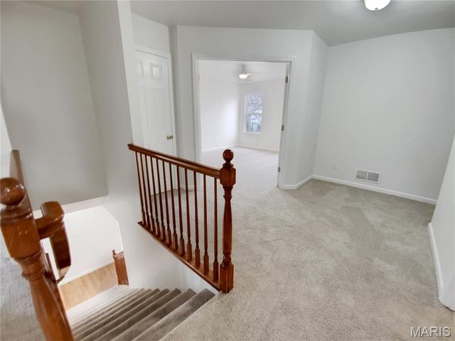 1605 Hurstborough Manor Drive, Hazelwood, MO 63042