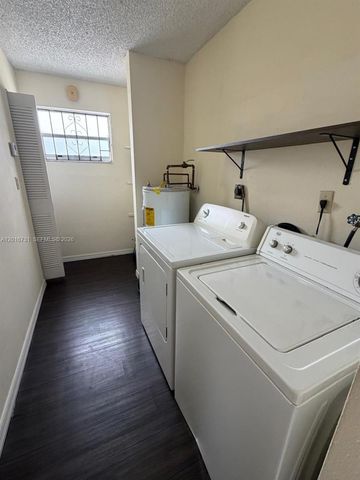 30 NW 87th Ave C225, Miami, FL 33172