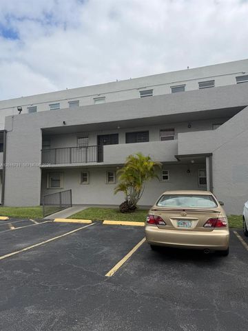 30 NW 87th Ave C225, Miami, FL 33172