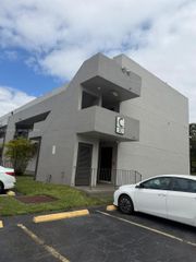30 NW 87th Ave C225, Miami, FL 33172