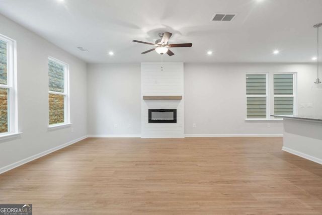 702 Smokey Quartz Way, Kennesaw, GA 30144