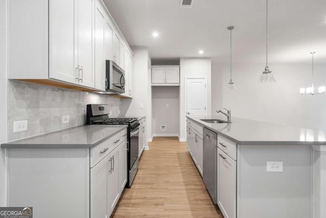 702 Smokey Quartz Way, Kennesaw, GA 30144