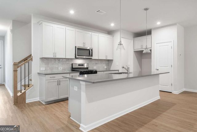 702 Smokey Quartz Way, Kennesaw, GA 30144