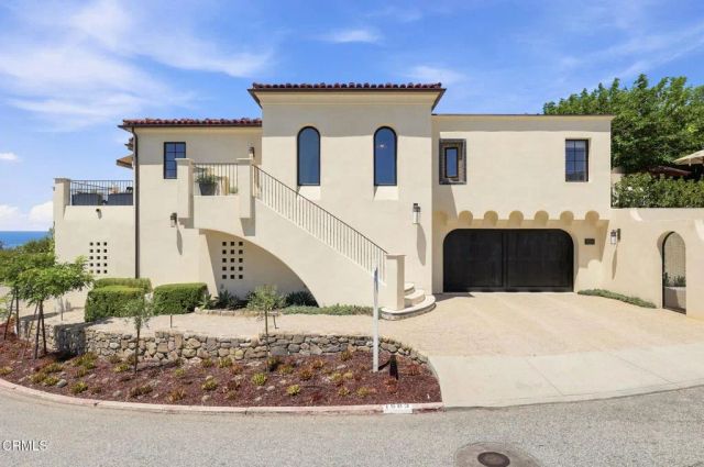 1583 Church Street, Ventura, CA 93001