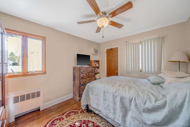 14 Chichester Road, Huntington Station, NY 11746