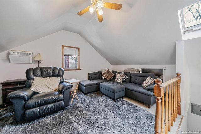 14 Chichester Road, Huntington Station, NY 11746