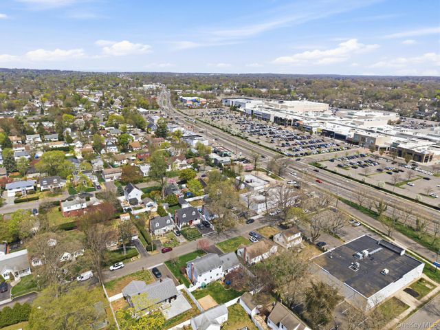 14 Chichester Road, Huntington Station, NY 11746