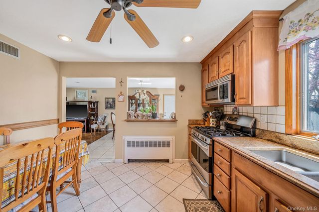 14 Chichester Road, Huntington Station, NY 11746