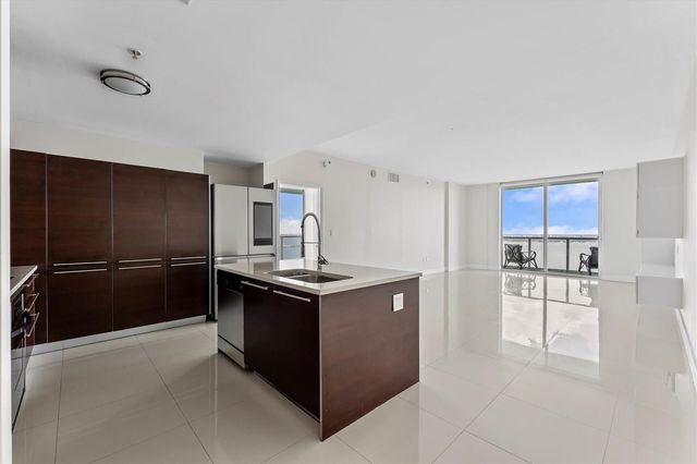 1900 N Bayshore Drive 3702, Miami, FL 33132