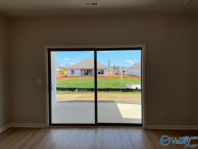 12660 Whitcomb Circle, Athens, AL 35613