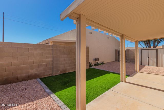 2300 E MAGMA Road 9, San Tan Valley, AZ 85143