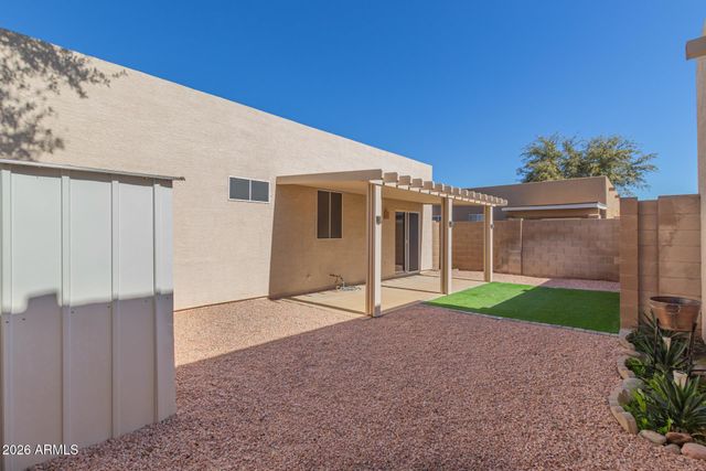 2300 E MAGMA Road 9, San Tan Valley, AZ 85143