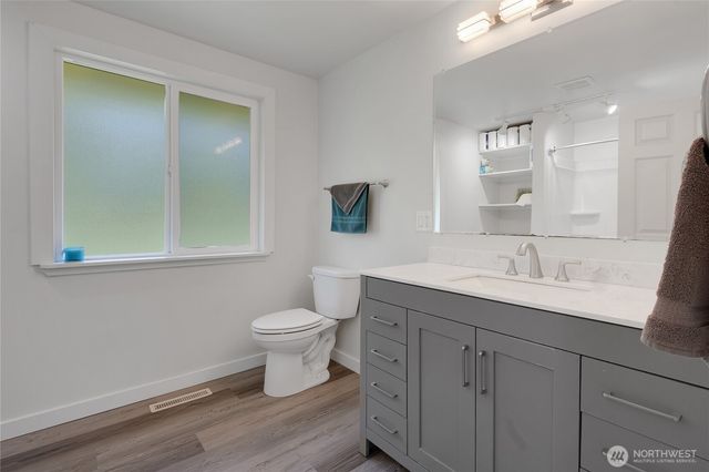 33109 78th Avenue S, Roy, WA 98580