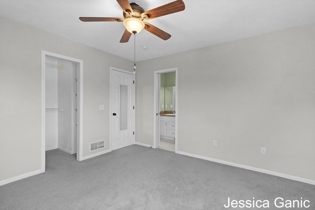 553 Sunmeadow Drive Se, Gaines Twp, MI 49508