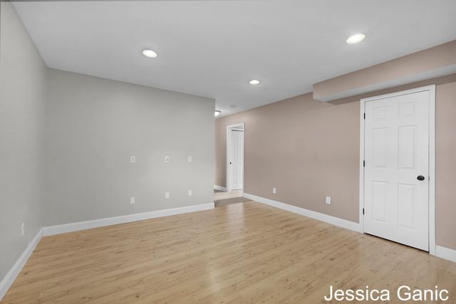 553 Sunmeadow Drive Se, Gaines Twp, MI 49508