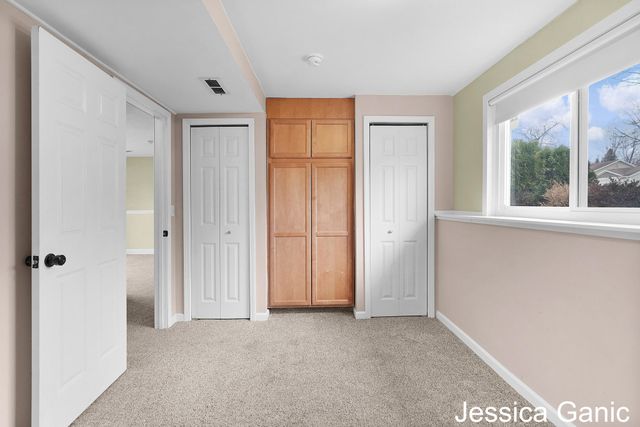 553 Sunmeadow Drive Se, Gaines Twp, MI 49508