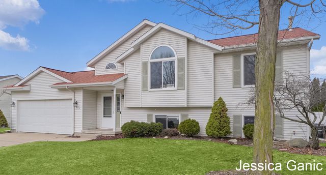 553 Sunmeadow Drive Se, Gaines Twp, MI 49508