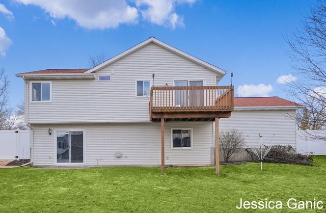 553 Sunmeadow Drive Se, Gaines Twp, MI 49508