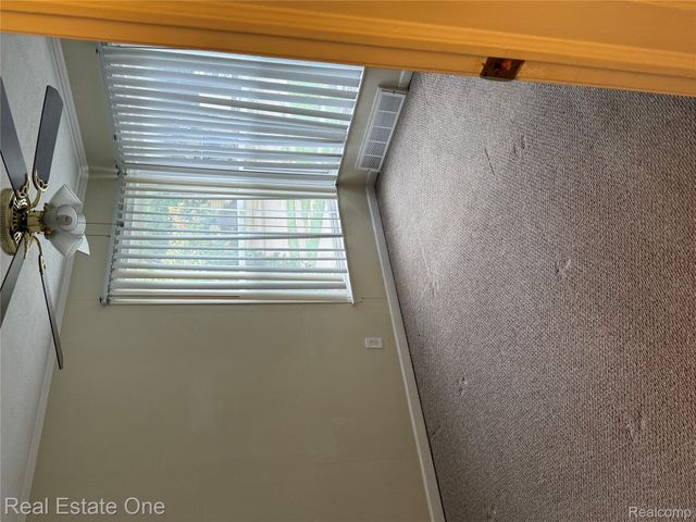 879 Highland Avenue, Lincoln Park, MI 48146