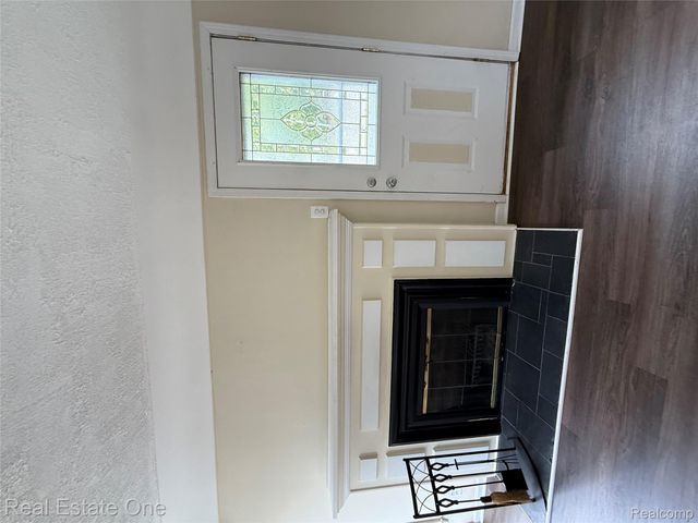 879 Highland Avenue, Lincoln Park, MI 48146