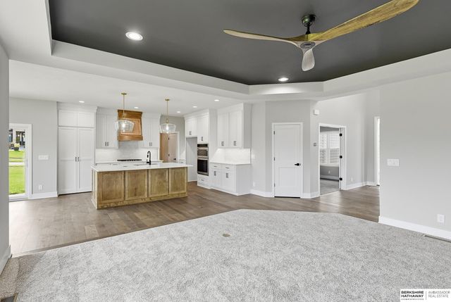 19031 Sycamore Drive, Gretna, NE 68028