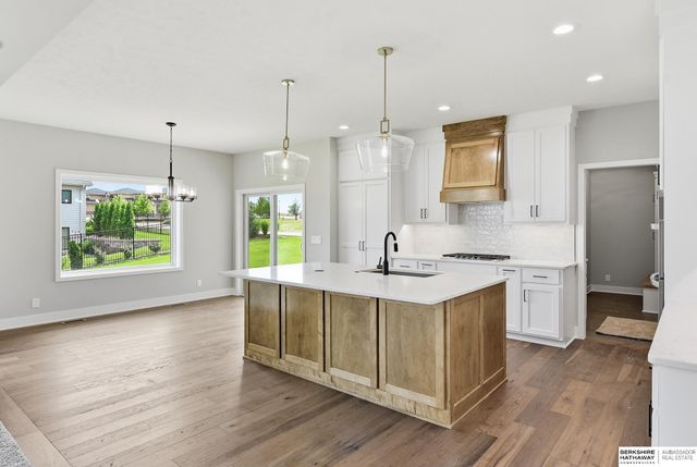 19031 Sycamore Drive, Gretna, NE 68028