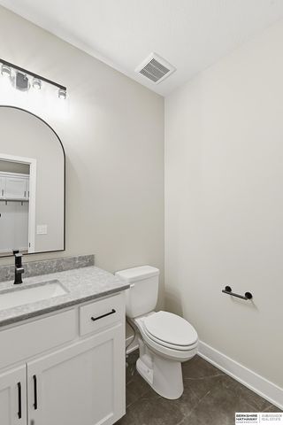 19031 Sycamore Drive, Gretna, NE 68028