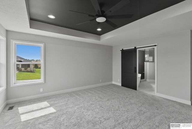 19031 Sycamore Drive, Gretna, NE 68028