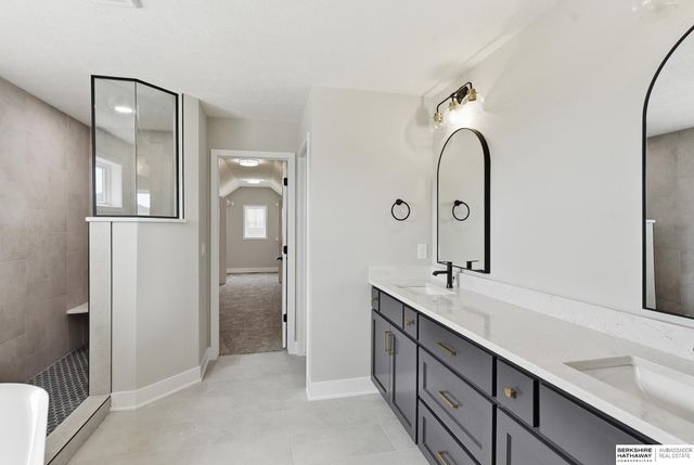 19031 Sycamore Drive, Gretna, NE 68028