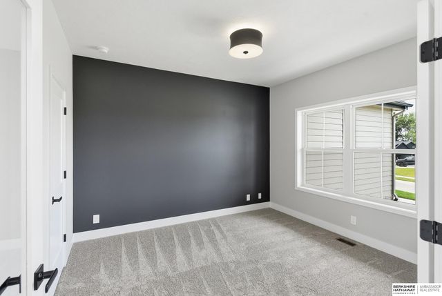 19031 Sycamore Drive, Gretna, NE 68028