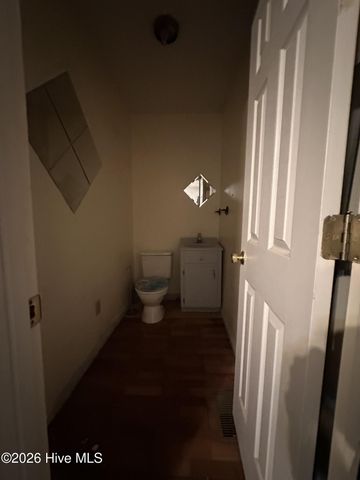 111 Lynn Court, Jacksonville, NC 28540