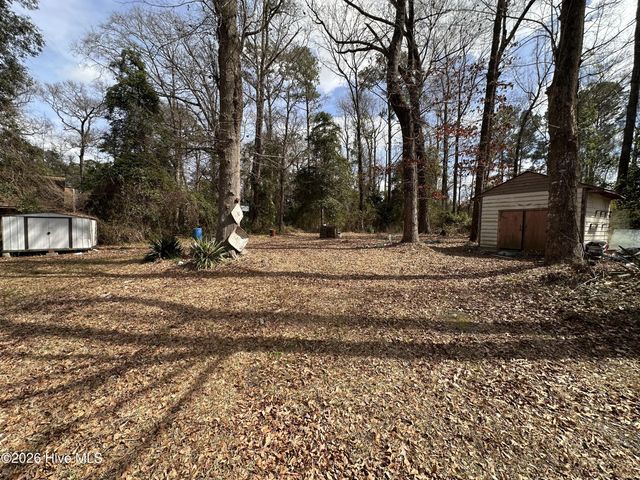 111 Lynn Court, Jacksonville, NC 28540