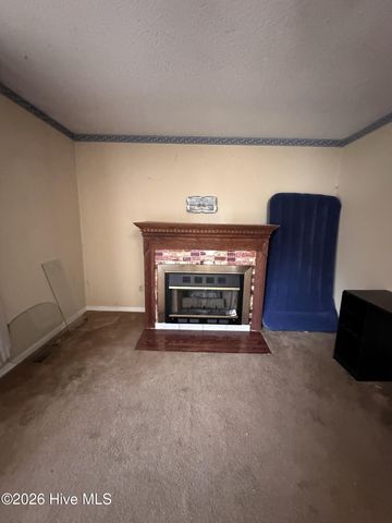 111 Lynn Court, Jacksonville, NC 28540