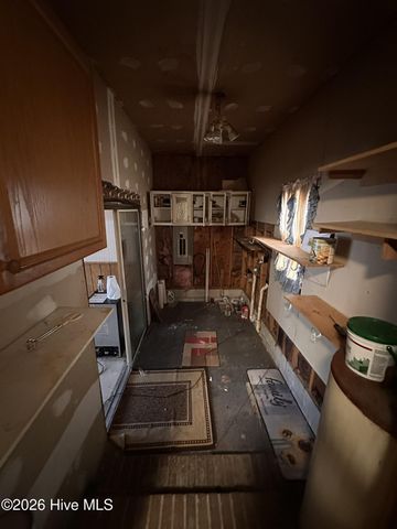 111 Lynn Court, Jacksonville, NC 28540