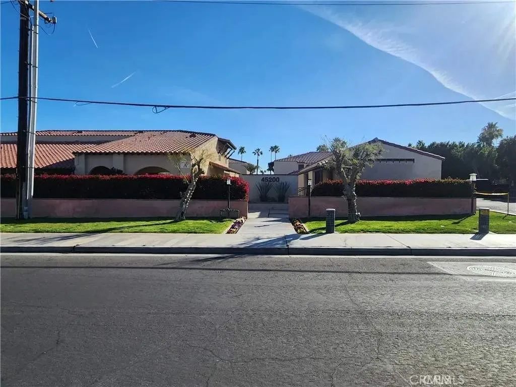 45200 Deep Canyon, Palm Desert, CA 92260