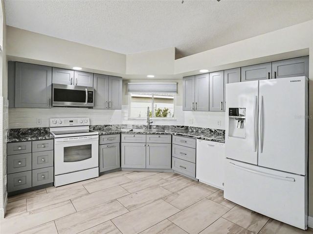 14564 HUNTINGFIELD DRIVE, Orlando, FL 32824