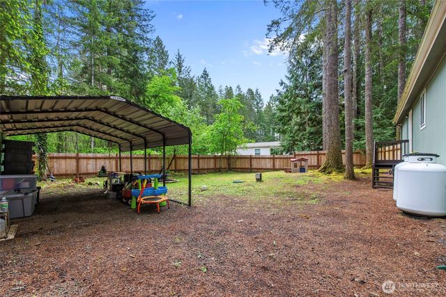 30 N Carp Place N, Hoodsport, WA 98548