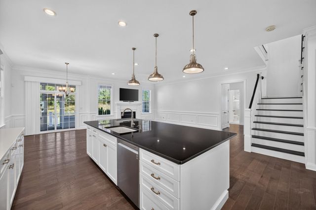 14 Snapping Bow, Plymouth, MA 02360