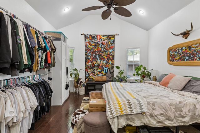 922 Bayonne Street, Dallas, TX 75212