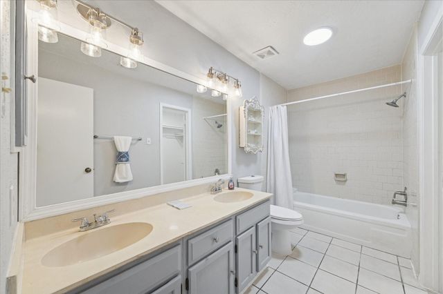 9306 Riverside Lodge Drive, Houston, TX 77083