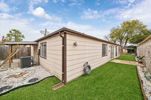 9306 Riverside Lodge Drive, Houston, TX 77083