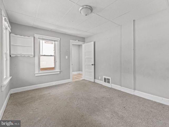 531 E PARK AVE, Vineland, NJ 08360