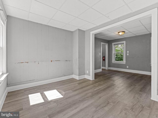 531 E PARK AVE, Vineland, NJ 08360