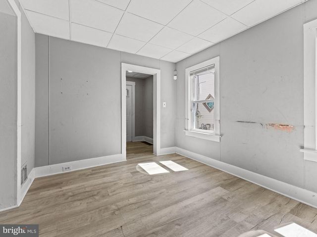 531 E PARK AVE, Vineland, NJ 08360