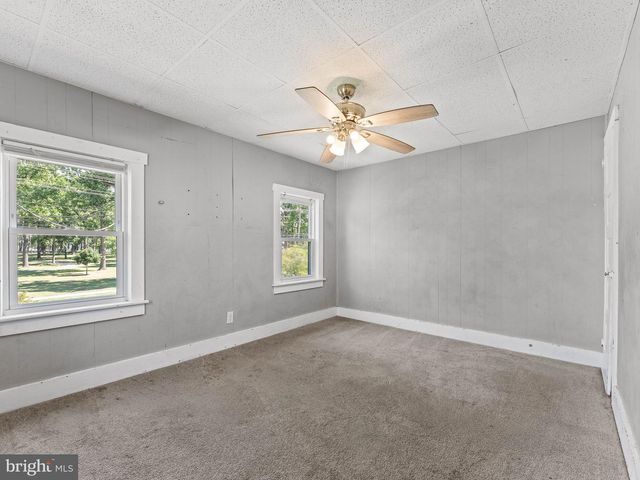 531 E PARK AVE, Vineland, NJ 08360