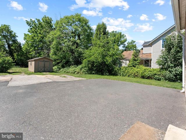 531 E PARK AVE, Vineland, NJ 08360