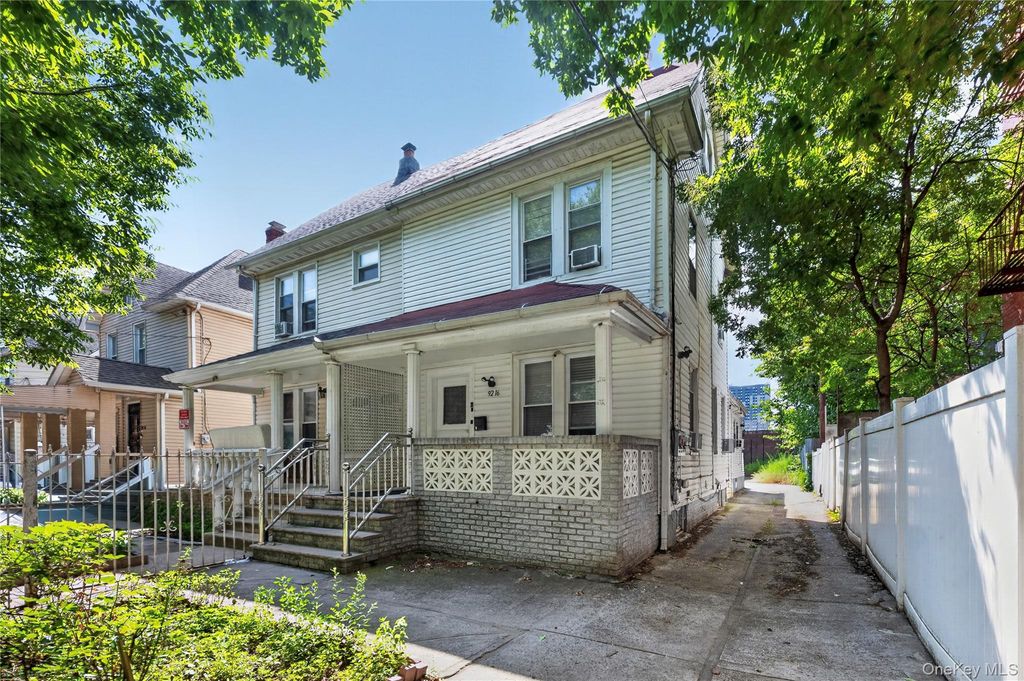 9216 173rd Street, Jamaica, NY 11433 — exterior